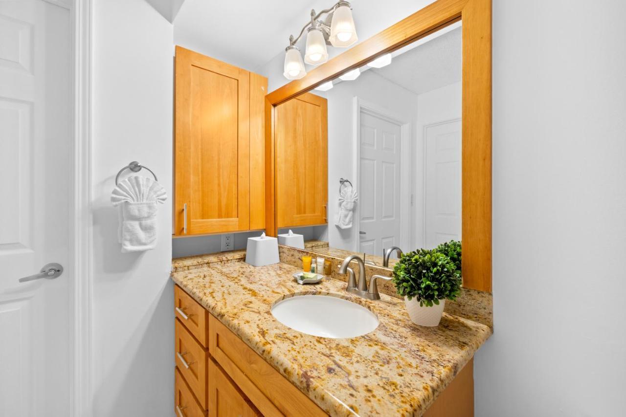 Stunning Ocean View 1Br Condo - Free Parking! Honolulu Exterior photo